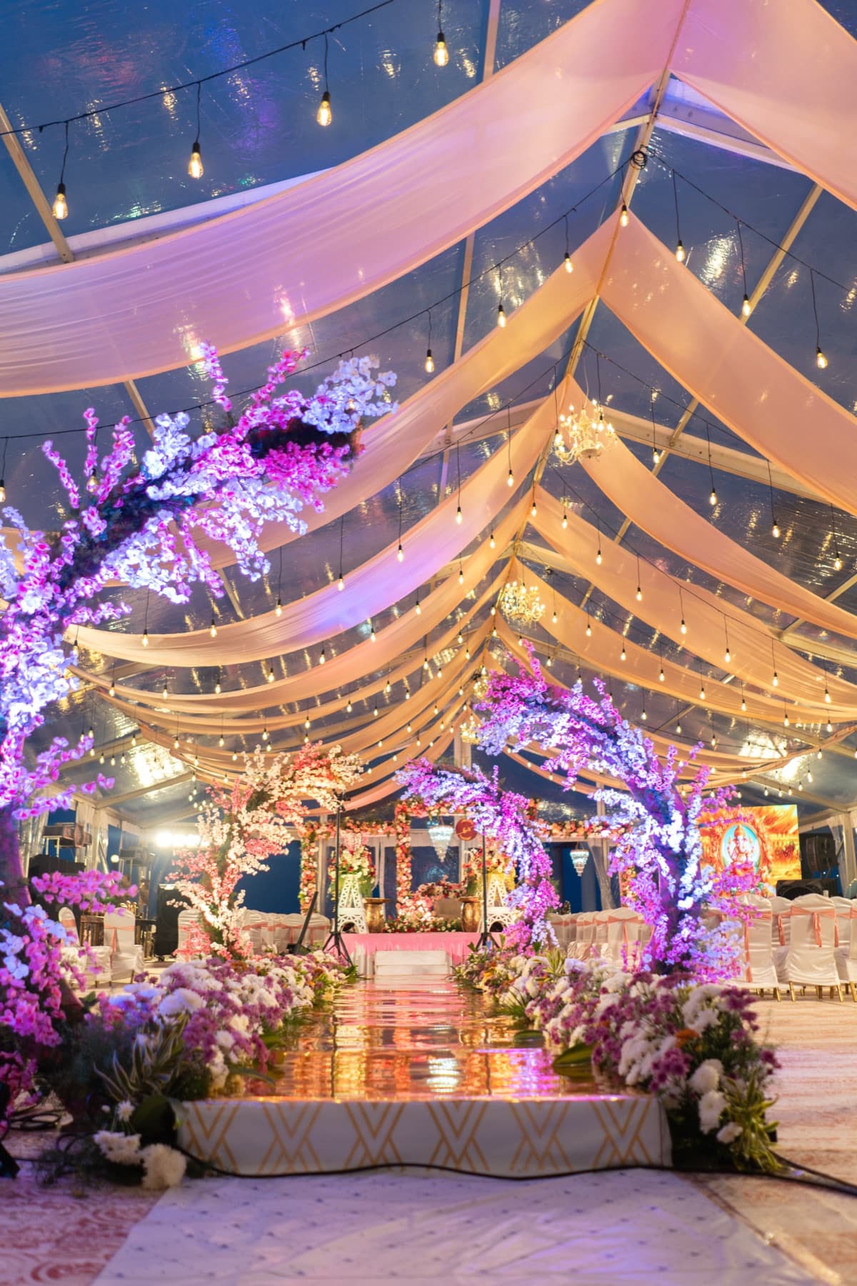 A Shubmangal wedding aisle
